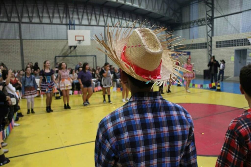 Colégio Universitário realiza festa julina nesta sexta-feira 